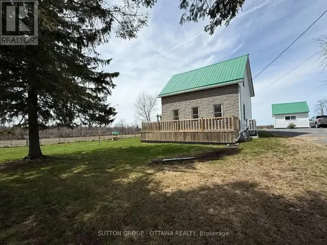 17389 Mcphail Road South Stormont ON K0C 2A0