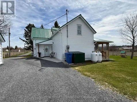 17389 Mcphail Road South Stormont ON K0C 2A0