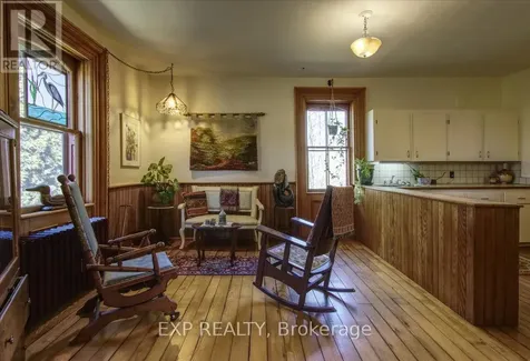 3749 Wallace Point Road Otonabee-south Monaghan ON K9J 6Y3