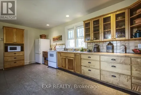 3749 Wallace Point Road Otonabee-south Monaghan ON K9J 6Y3