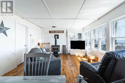 11 Hamilton Island Road South Glengarry ON K0C 2E0