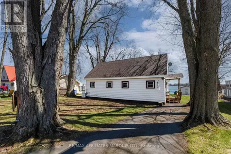 11 Hamilton Island Road South Glengarry ON K0C 2E0