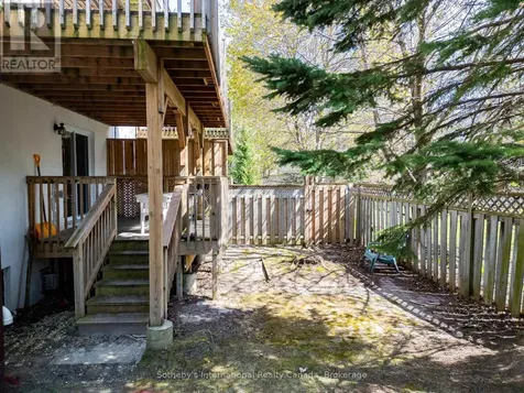 210 Arlberg Crescent Blue Mountains ON L9Y 0M1
