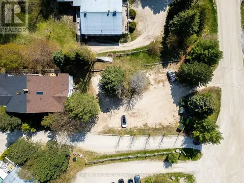 210 Arlberg Crescent Blue Mountains ON L9Y 0M1