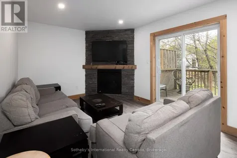 210 Arlberg Crescent Blue Mountains ON L9Y 0M1