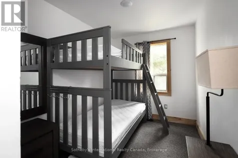 210 Arlberg Crescent Blue Mountains ON L9Y 0M1