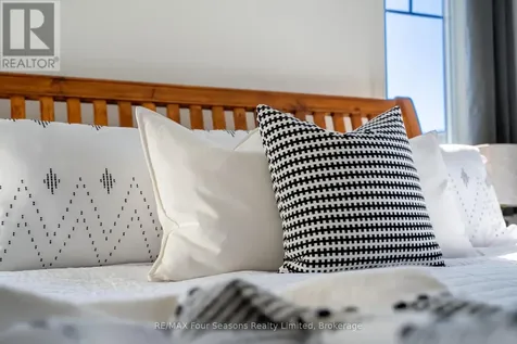 33 Kerr Street Collingwood ON L9Y 4B6