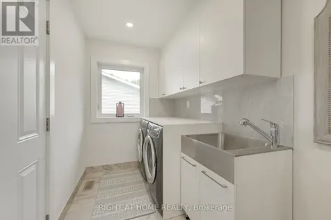 77 Polish Avenue Penetanguishene ON L9M 1W8