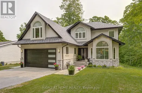 77 Polish Avenue Penetanguishene ON L9M 1W8