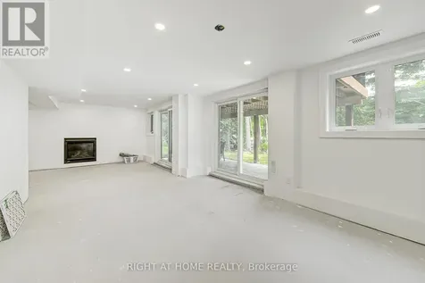 77 Polish Avenue Penetanguishene ON L9M 1W8