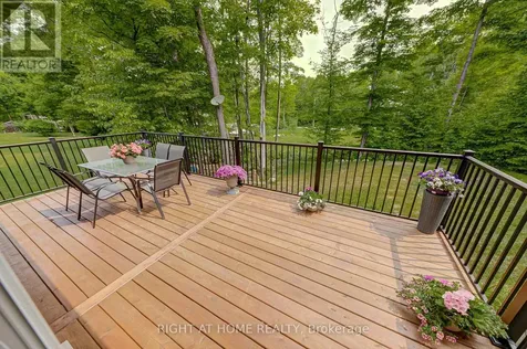 77 Polish Avenue Penetanguishene ON L9M 1W8