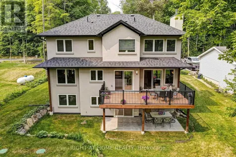77 Polish Avenue Penetanguishene ON L9M 1W8