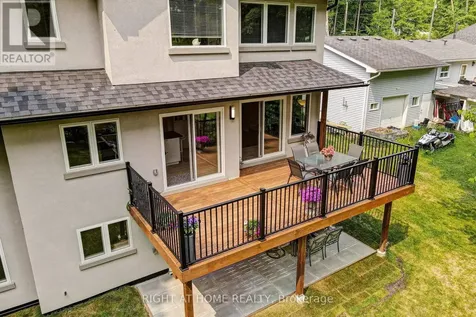 77 Polish Avenue Penetanguishene ON L9M 1W8