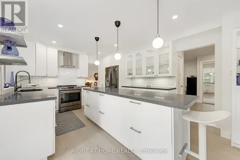 77 Polish Avenue Penetanguishene ON L9M 1W8