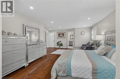 79 Holbrook Crescent Cambridge ON N1T 1V7