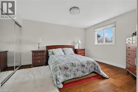 79 Holbrook Crescent Cambridge ON N1T 1V7
