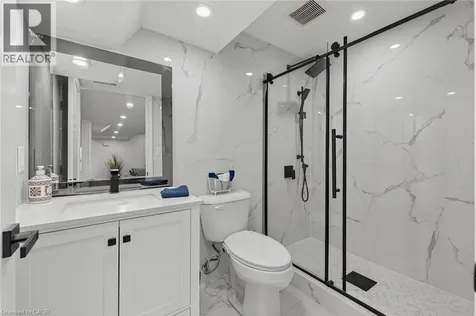 79 Holbrook Crescent Cambridge ON N1T 1V7