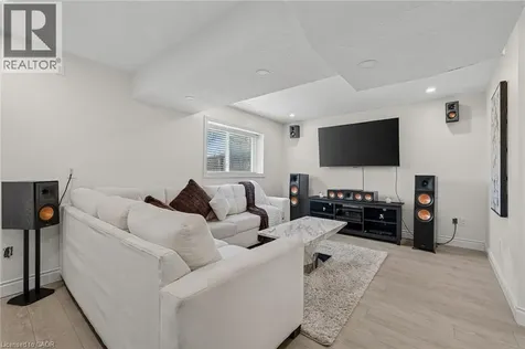 79 Holbrook Crescent Cambridge ON N1T 1V7