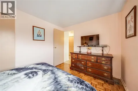 2693 Meadowbrook Lane Windsor ON N8T 2Y3