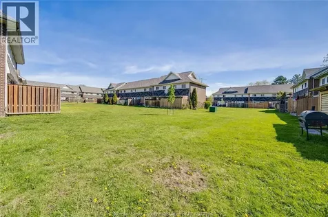 2693 Meadowbrook Lane Windsor ON N8T 2Y3