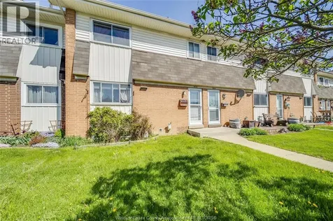 2693 Meadowbrook Lane Windsor ON N8T 2Y3