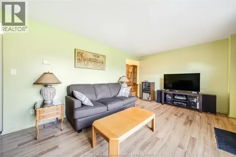 2693 Meadowbrook Lane Windsor ON N8T 2Y3