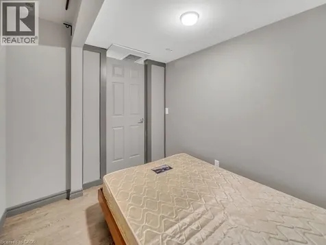 321 Spruce Street Waterloo ON N2L 0G4