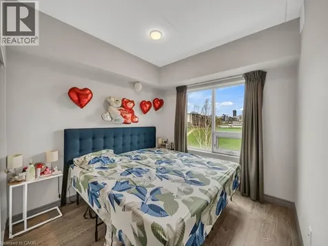 321 Spruce Street Waterloo ON N2L 0G4
