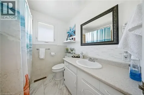 6376 Ash Street Niagara Falls ON L2G 2H5