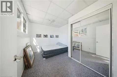 6376 Ash Street Niagara Falls ON L2G 2H5