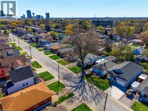 6376 Ash Street Niagara Falls ON L2G 2H5