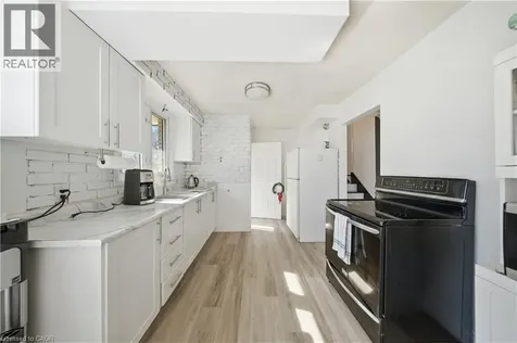 6376 Ash Street Niagara Falls ON L2G 2H5