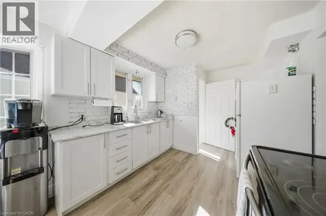 6376 Ash Street Niagara Falls ON L2G 2H5