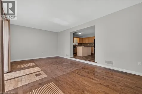 19 Sinclair Street Guelph ON N1L 1S1