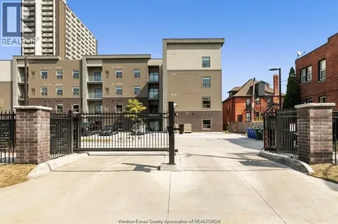 955 Ouellette Avenue Windsor ON N9A 4J5
