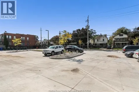 955 Ouellette Avenue Windsor ON N9A 4J5