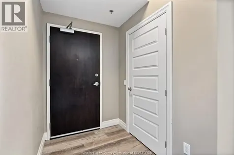955 Ouellette Avenue Windsor ON N9A 4J5