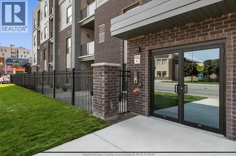 955 Ouellette Avenue Windsor ON N9A 4J5