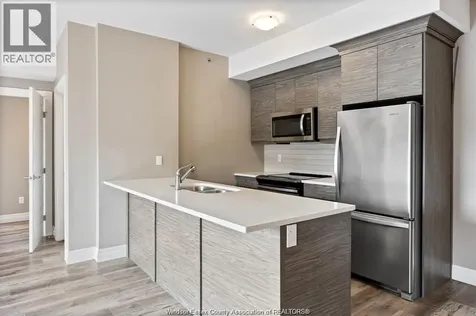 955 Ouellette Avenue Windsor ON N9A 4J5