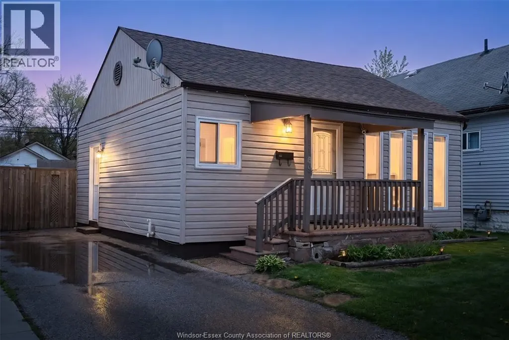 1159 Felix Avenue Windsor ON N9C 3L6