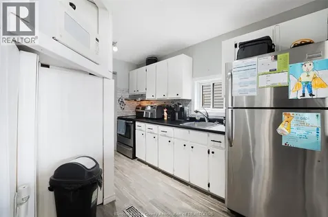 1159 Felix Avenue Windsor ON N9C 3L6