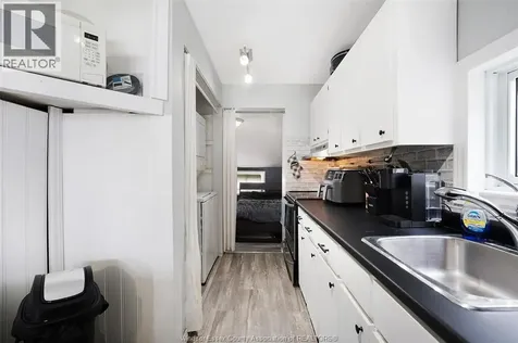 1159 Felix Avenue Windsor ON N9C 3L6