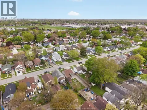 1159 Felix Avenue Windsor ON N9C 3L6
