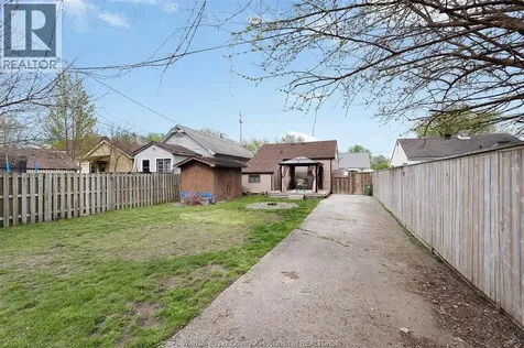 1159 Felix Avenue Windsor ON N9C 3L6