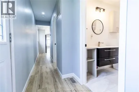 42 London Court Chatham ON N7L 4G6