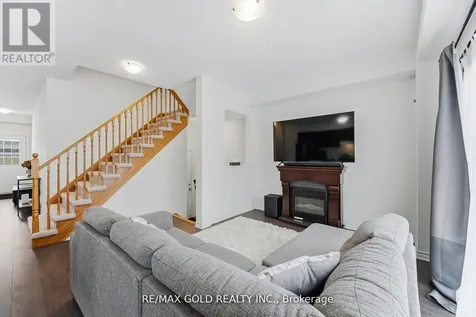 30 Hills Thistle Drive Wasaga Beach ON L9E 0J3