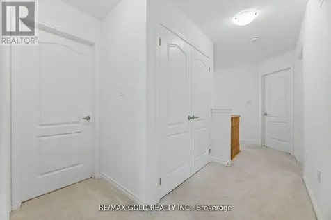 30 Hills Thistle Drive Wasaga Beach ON L9E 0J3