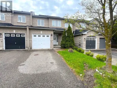 33 Lodgeway Drive Vaughan ON L6A 3S6