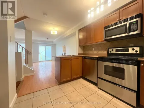 33 Lodgeway Drive Vaughan ON L6A 3S6