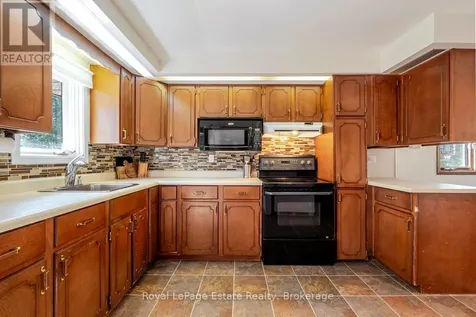 1207 Sauble Falls Road South Bruce Peninsula ON N0H 2G0